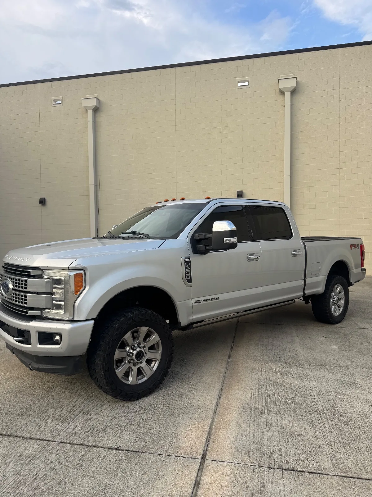 2018 Ford F-250 Platinum, photo 1 of 14