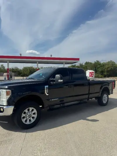 2022 Ford F350 Lariat