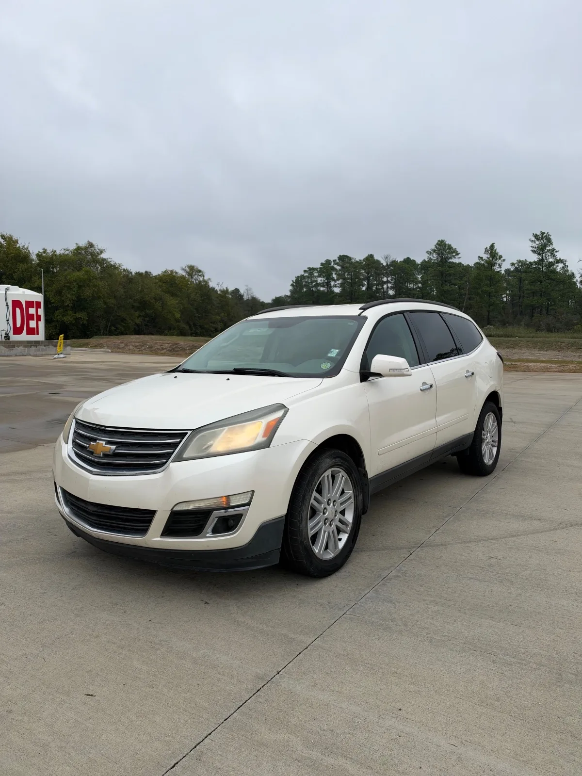 2014 Chevy Traverse Lt, photo 1 of 13