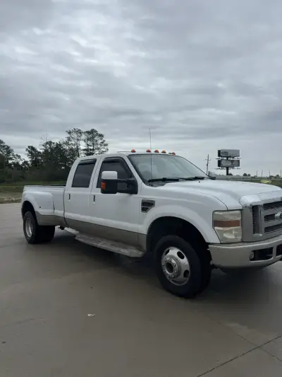 2008 Ford F-350 Super Duty Lariat King Ranch, sold