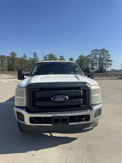 2013 Ford F-350 Super Duty XL