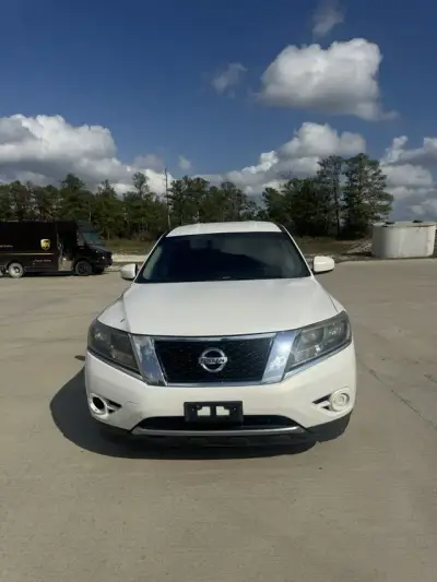2014 Nissan Pathfinder S