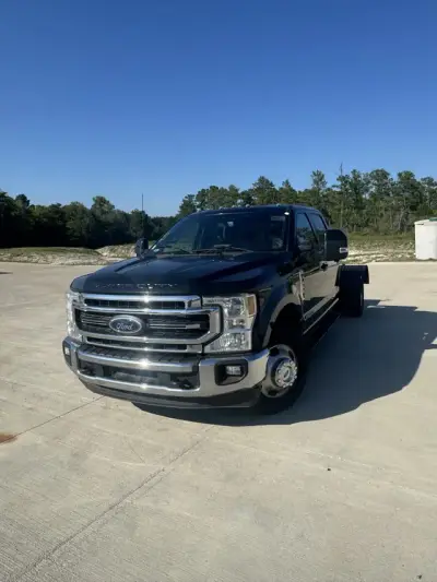 2022 Ford F-350 Super Duty Lariat