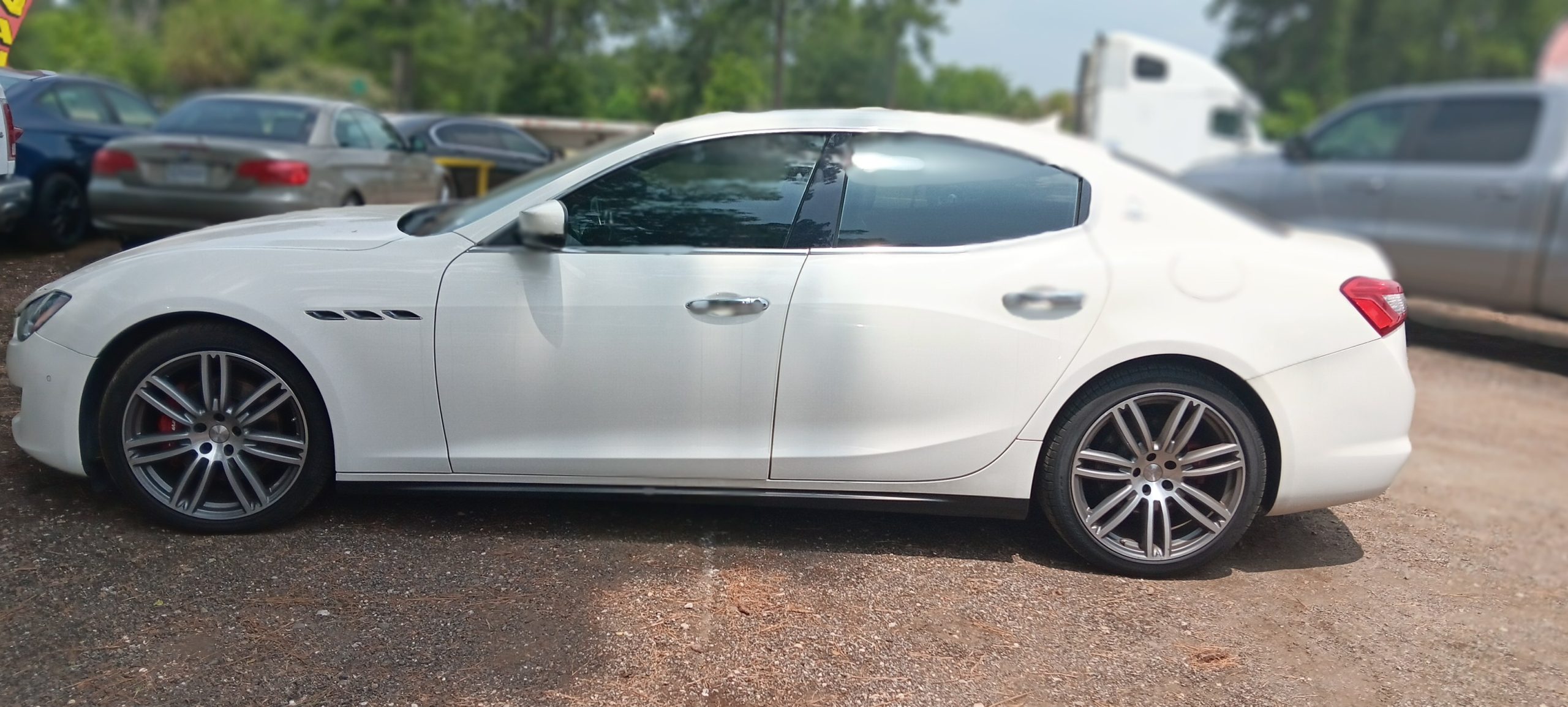 2019 MASERATI GHIBLI