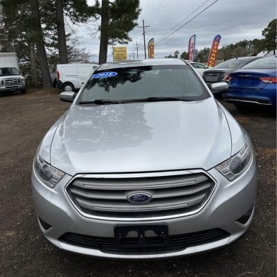 2018 Ford Taurus SEL