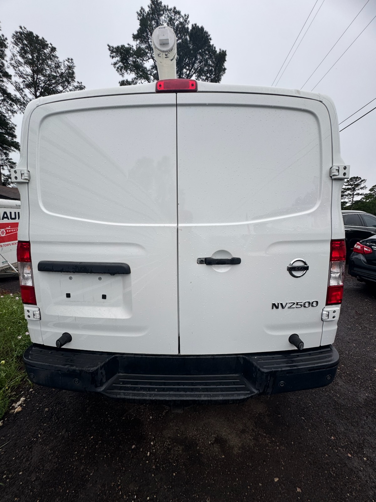 2020 NISSAN NV 2500 HD SV