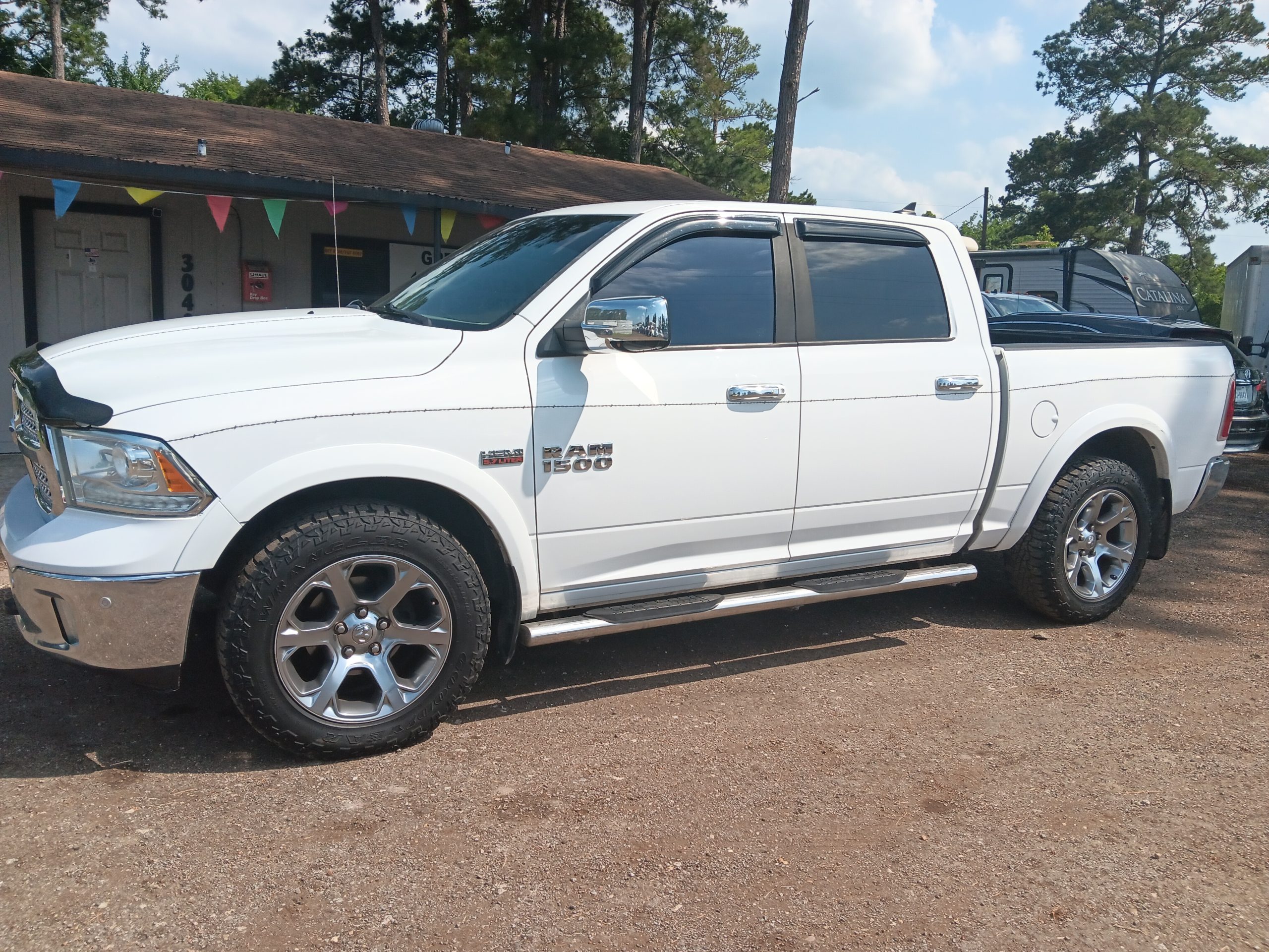 2015 RAM 1500 LARAMIE