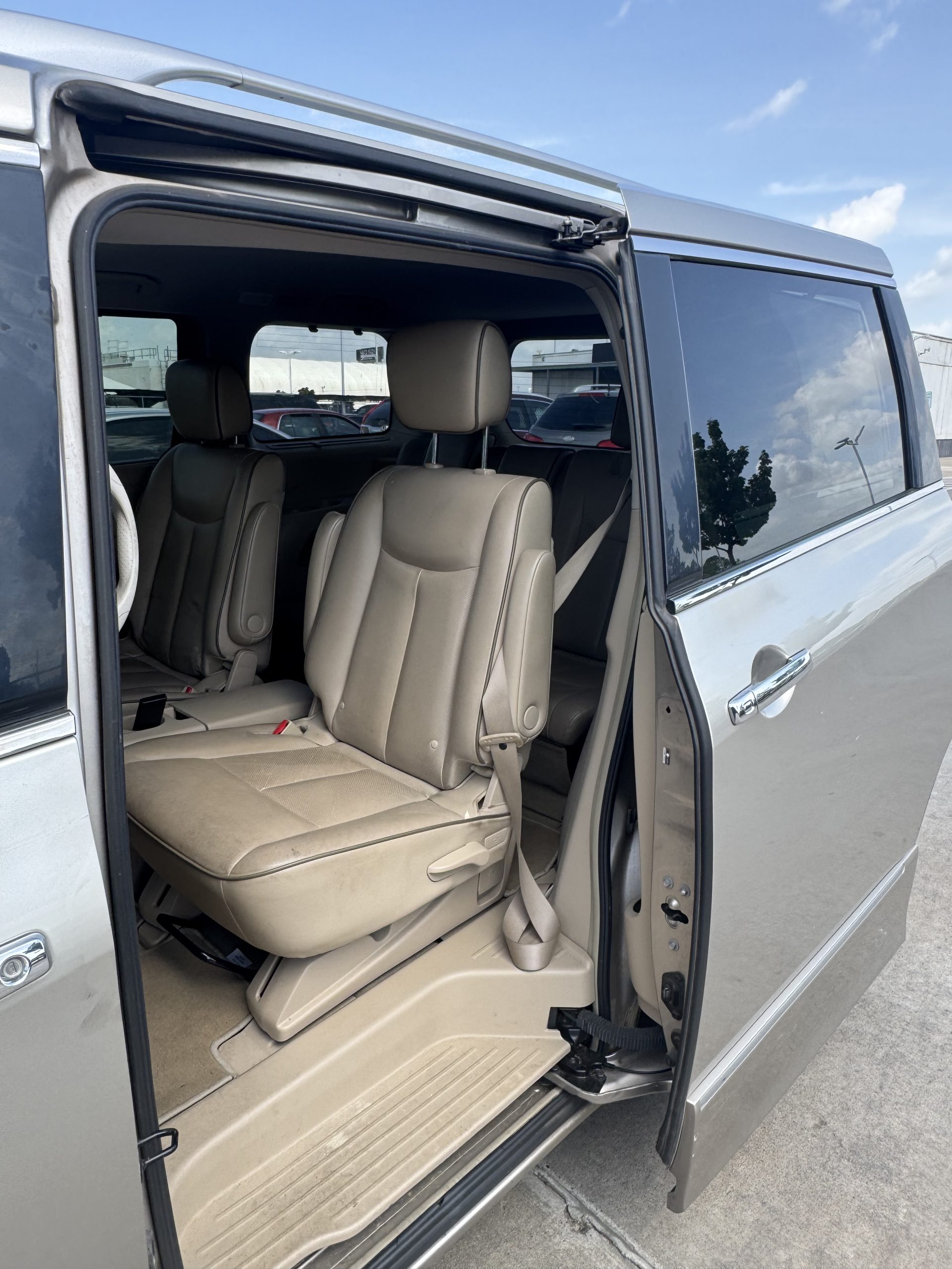 2012 NISSAN QUEST 3.5 LE