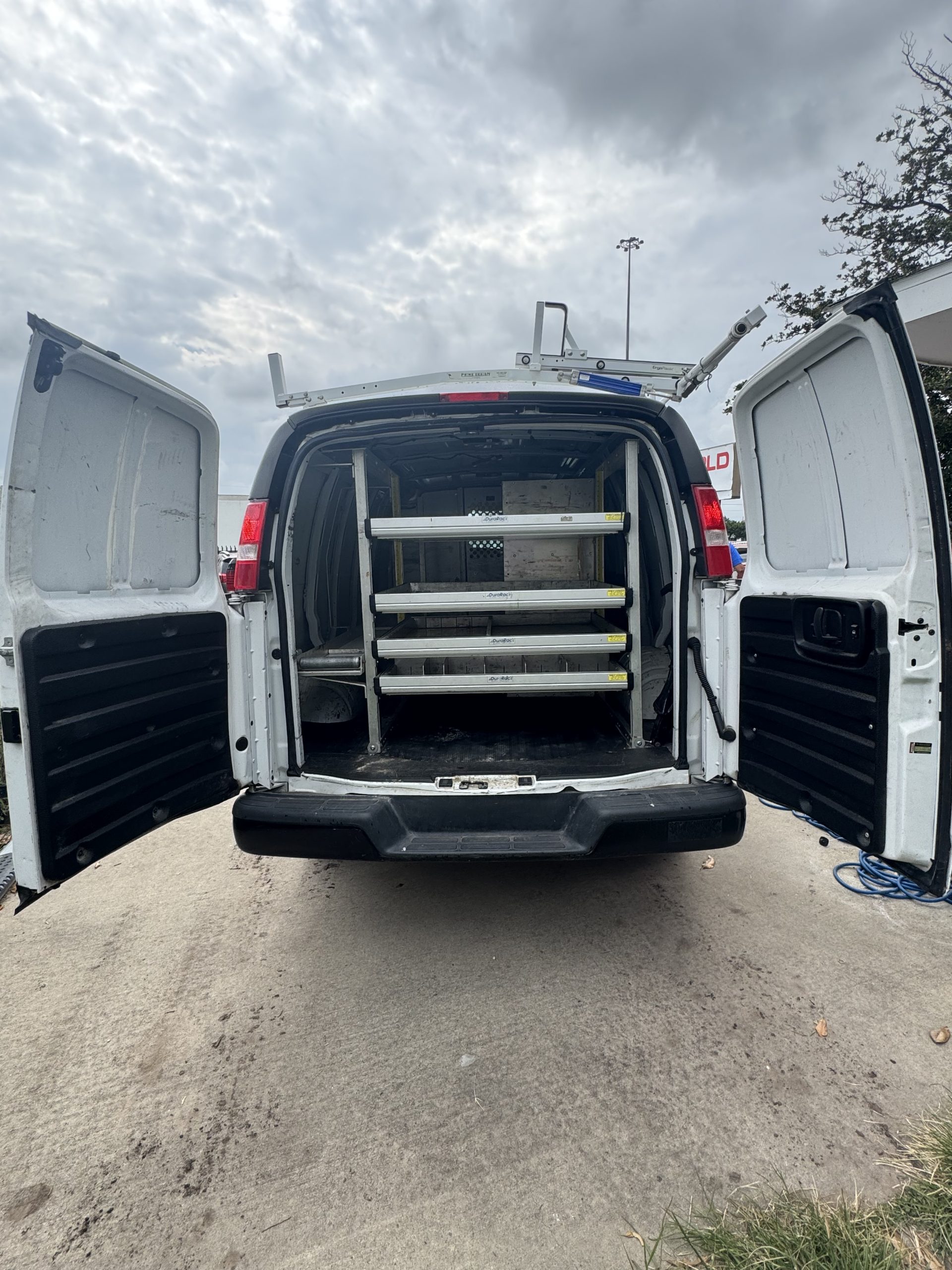 2017 CHEVROLET EXPRESS 2500