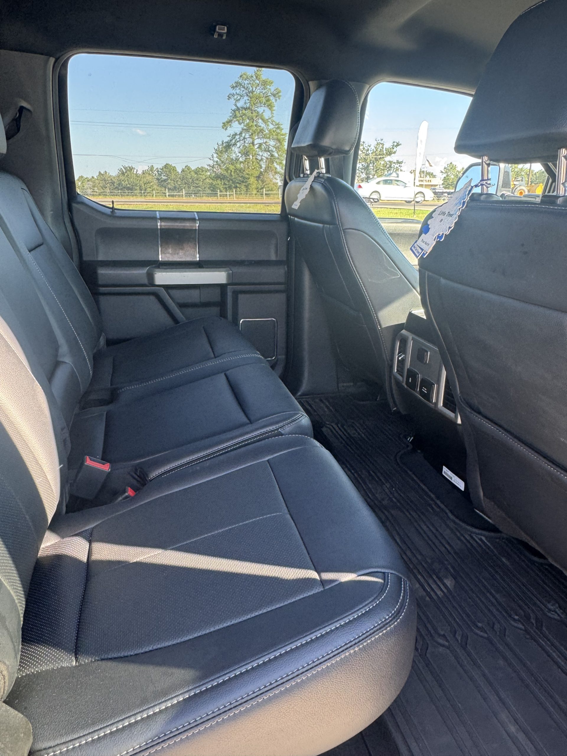2022 FORD F-350 SUPER DUTY LARIAT
