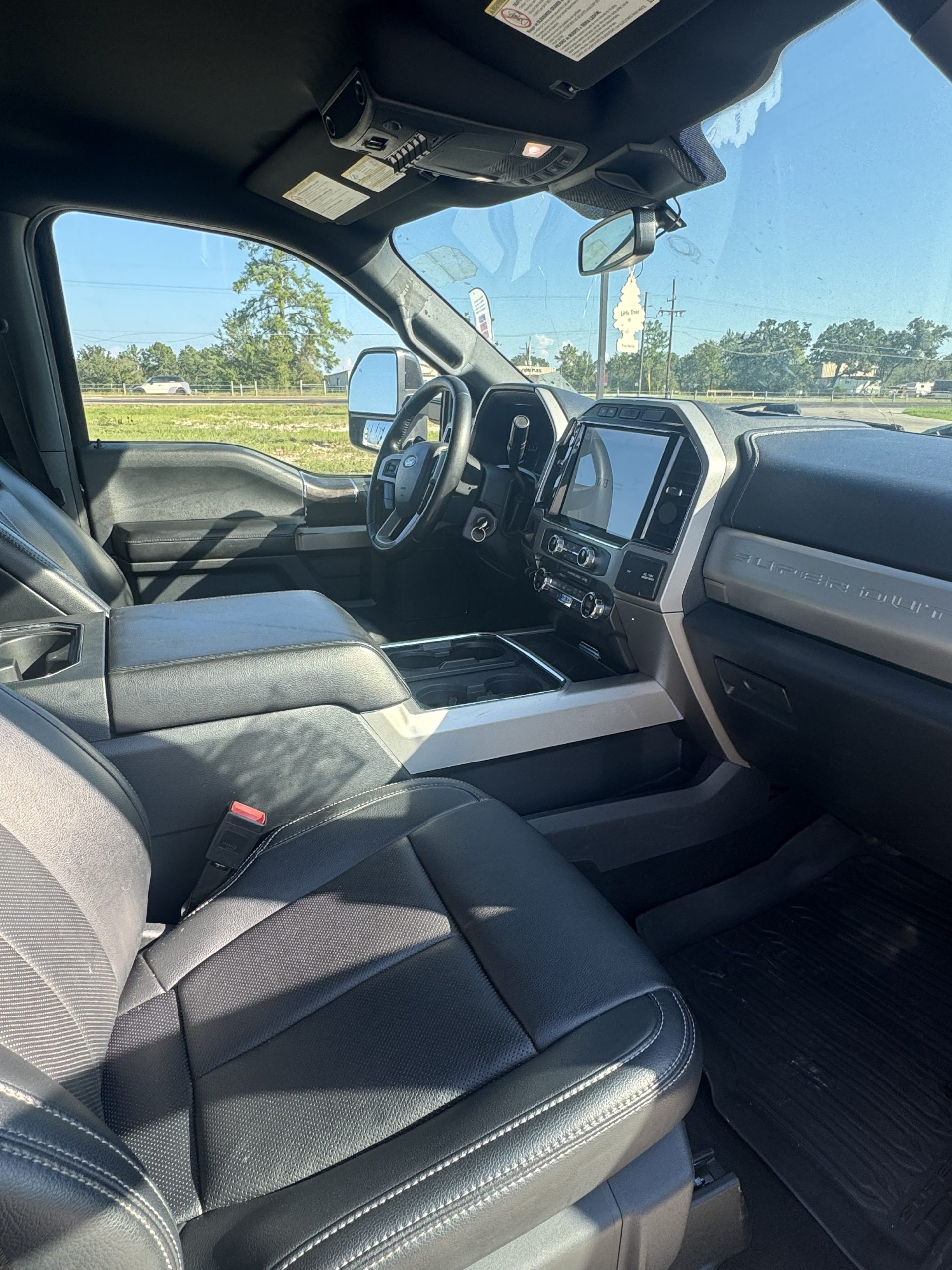 2022 FORD F-350 SUPER DUTY LARIAT