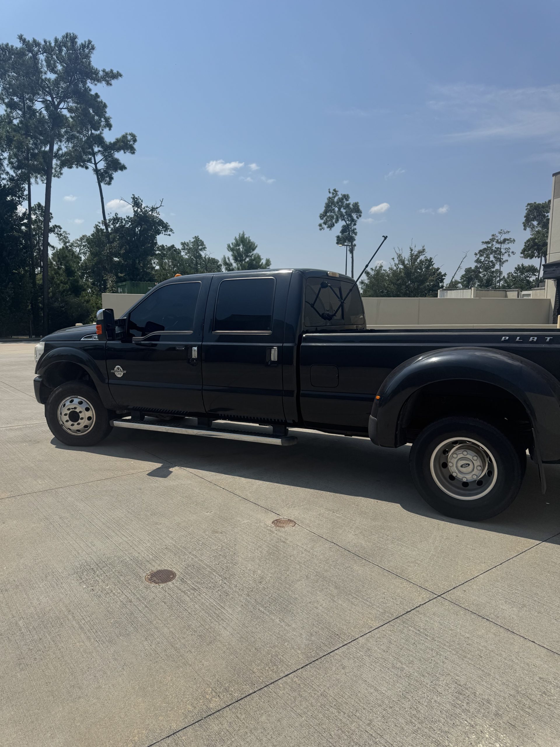 2014 FORD F-350 SUPER DUTY LARIAT