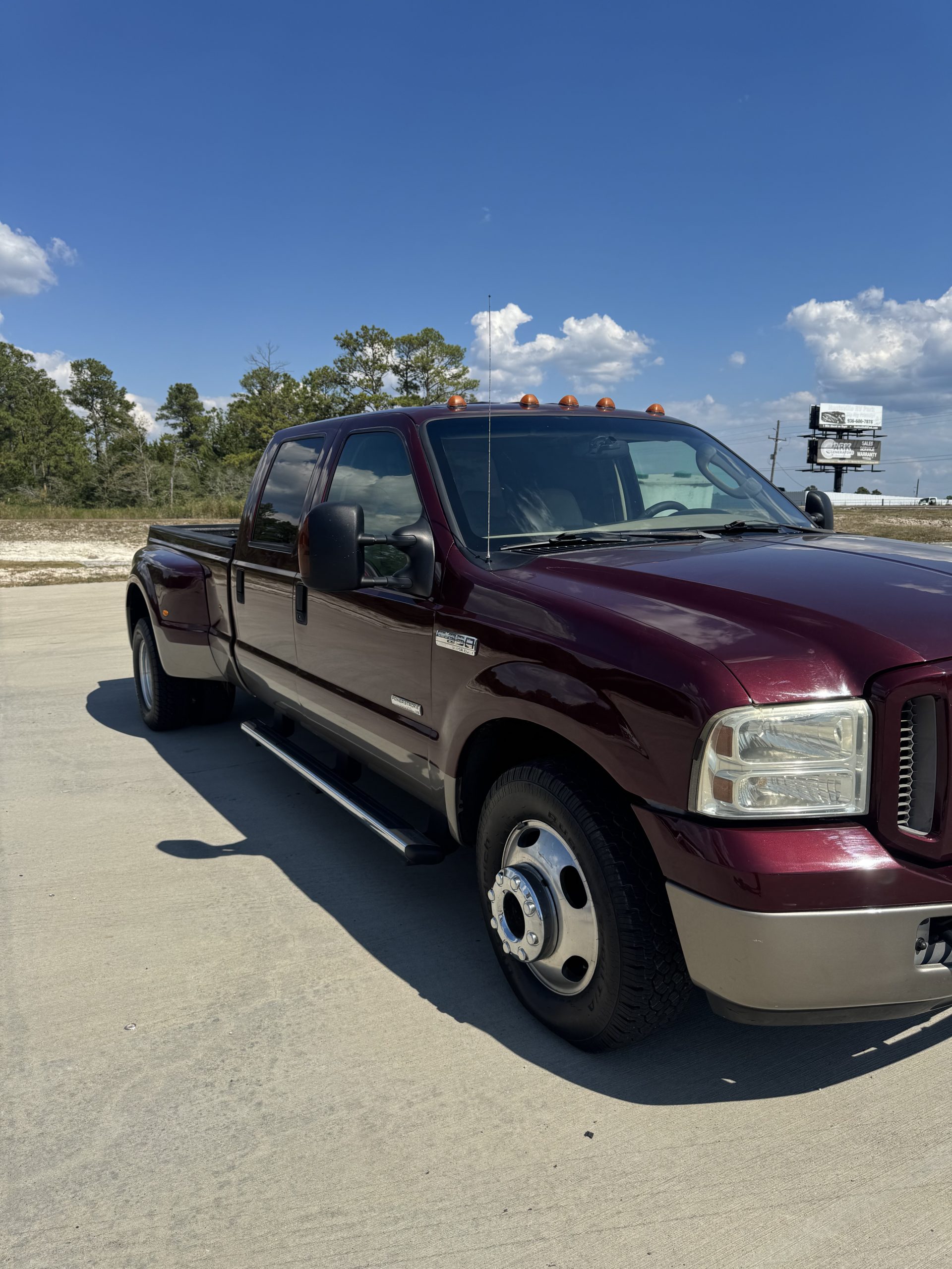 2005 FORD SUPER DUTY LARIAT