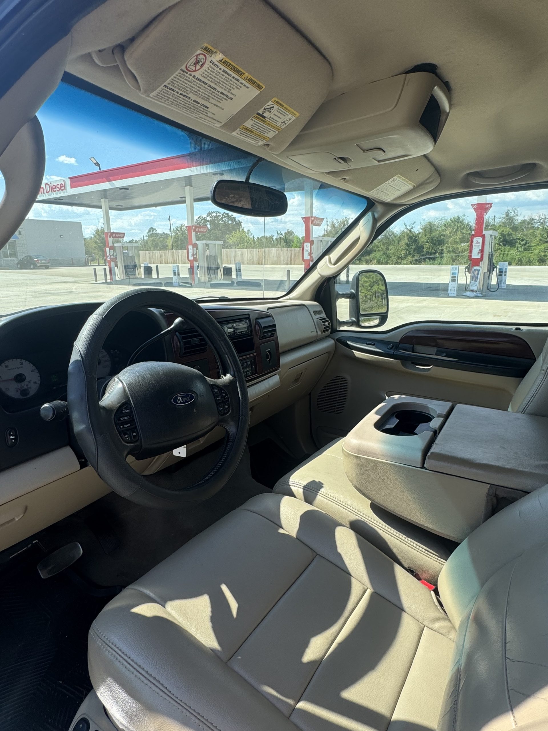 2005 FORD SUPER DUTY LARIAT