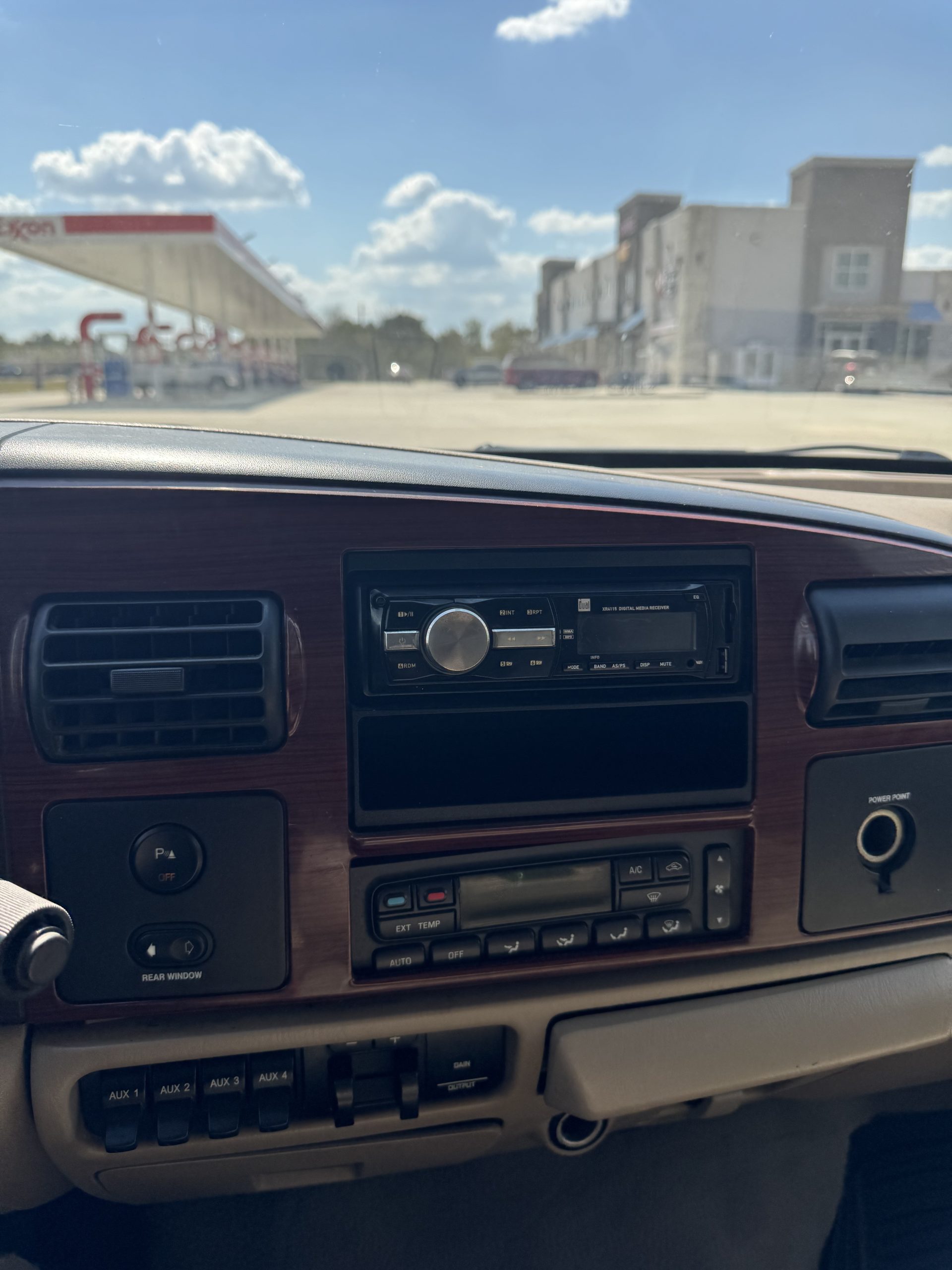 2005 FORD SUPER DUTY LARIAT