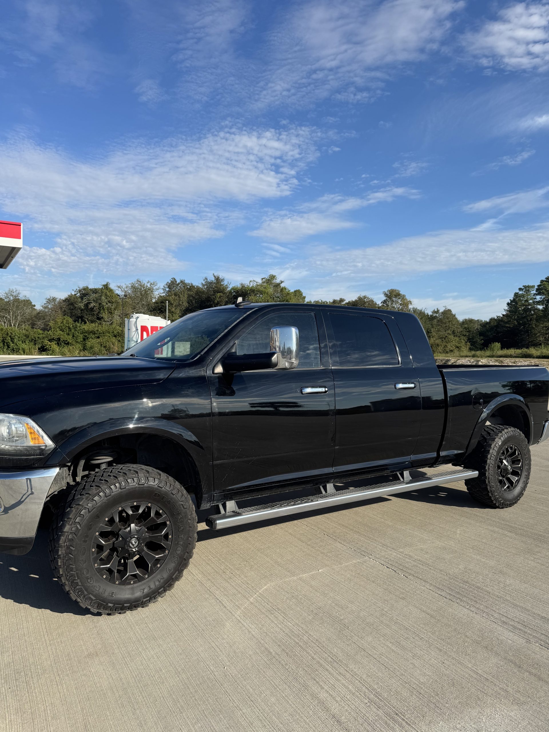 2013 RAM 2500 LARAMIE MEGA CAB