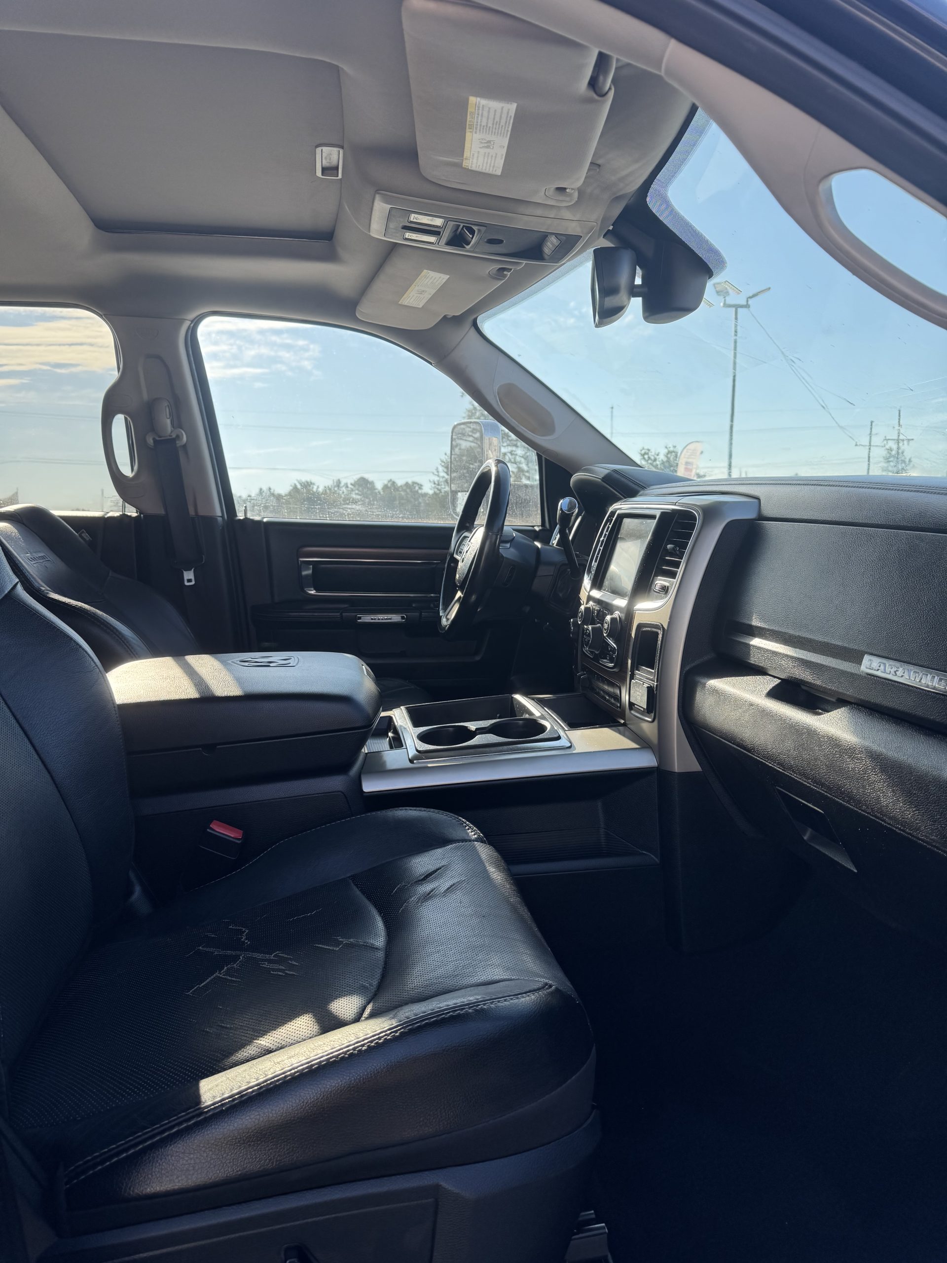 2013 RAM 2500 LARAMIE MEGA CAB