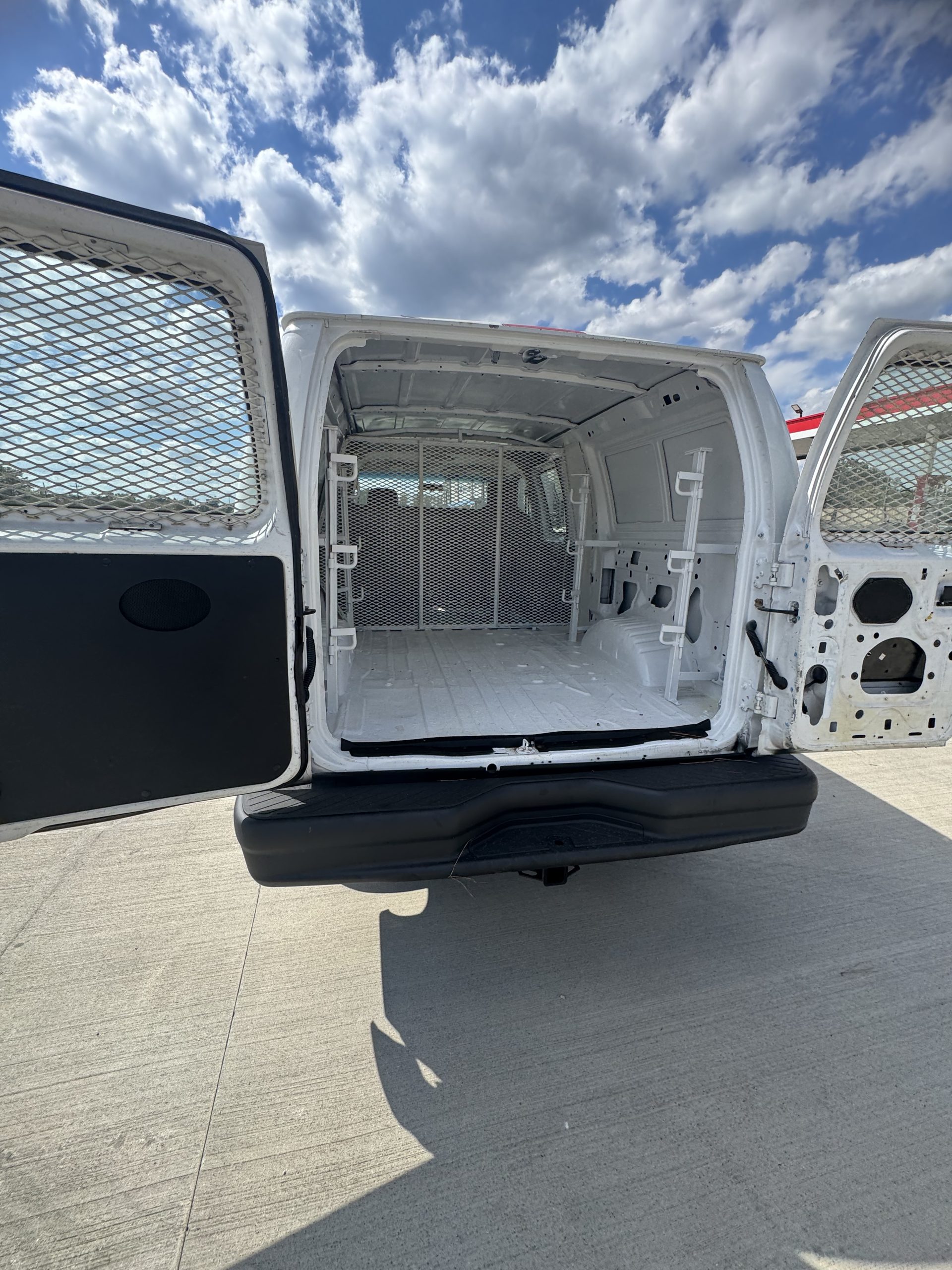 2012 FORD E- SERIES E-250