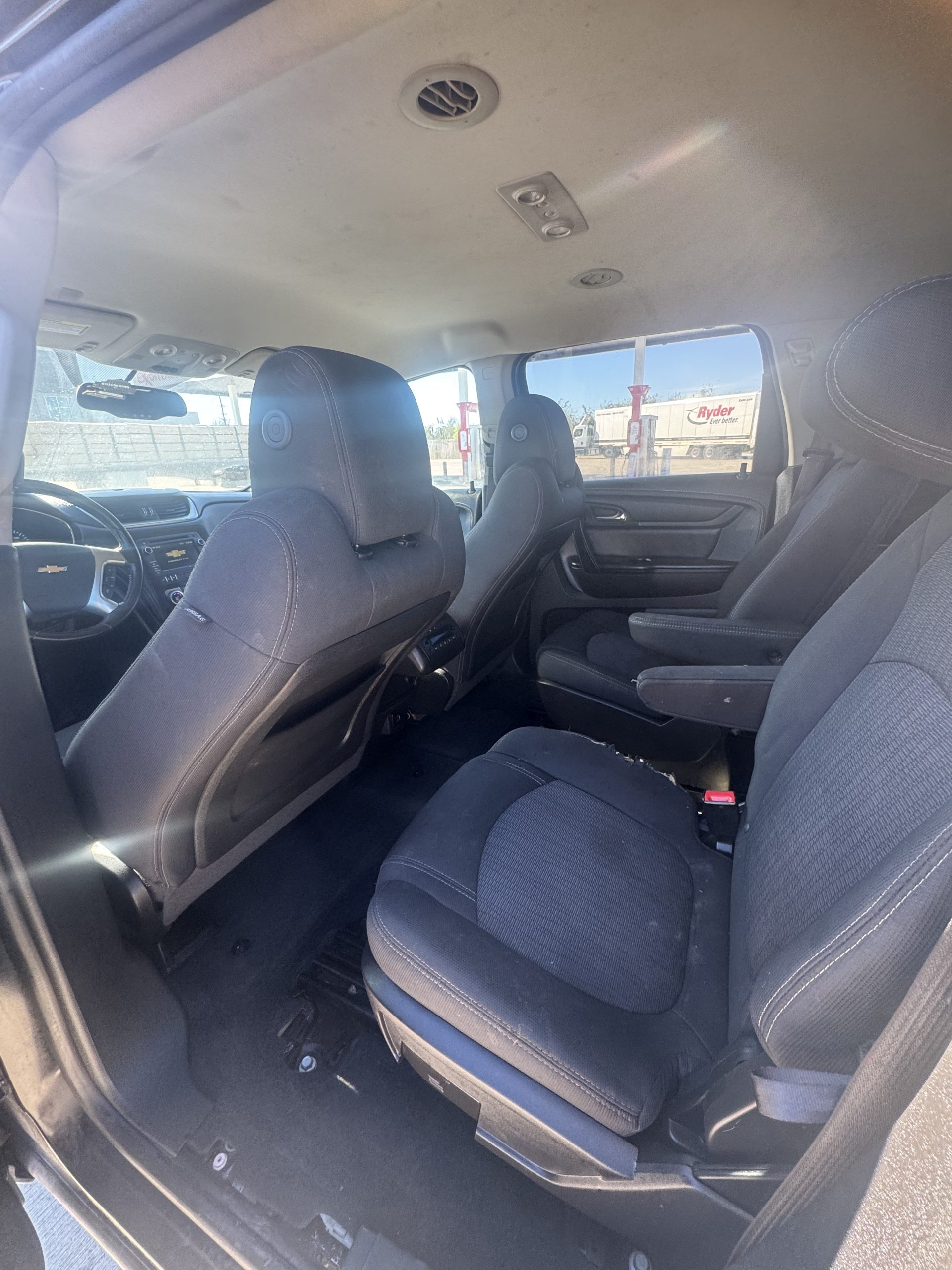 2017 CHEVROLET TRAVERSE LT