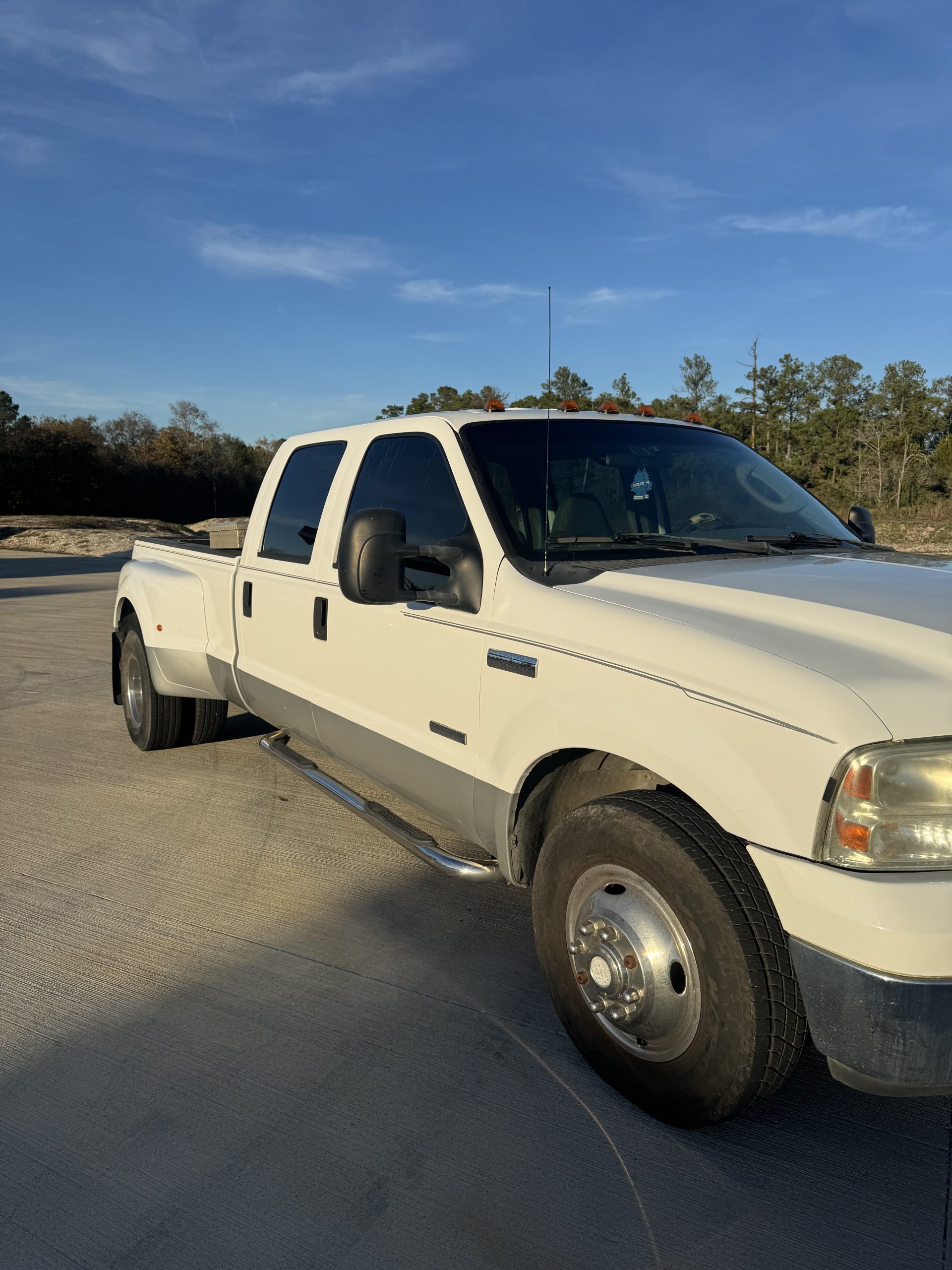 2006 FORD F-350 SUPER DUTY XL