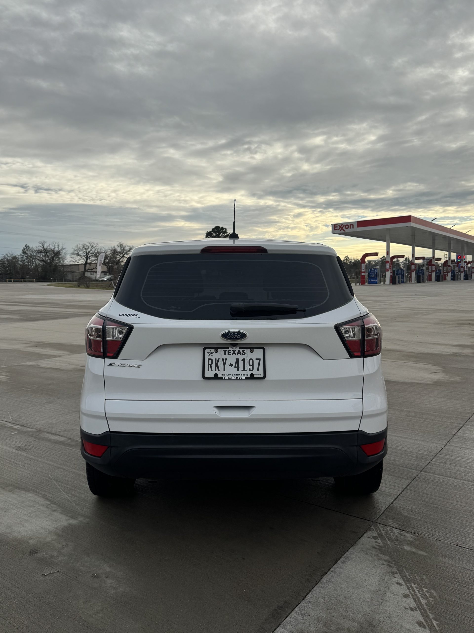 2017 FORD ESCAPE S