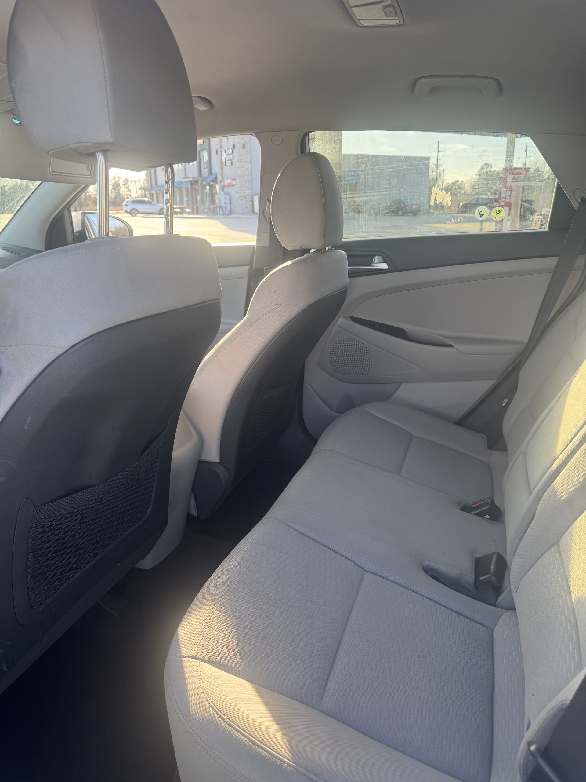 2019 HYUNDAI TUCSON SE