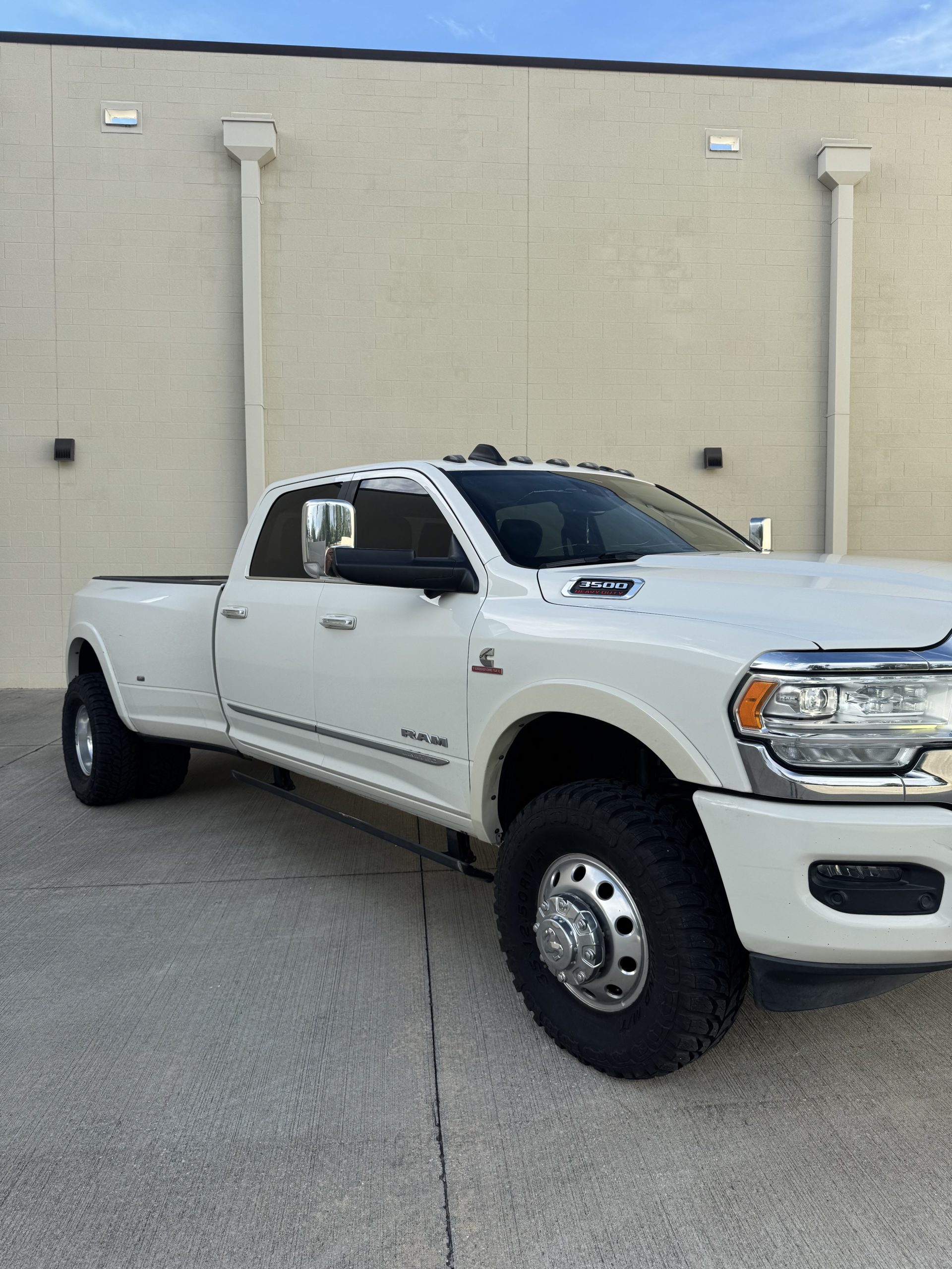 2020 RAM 3500 LIMITED